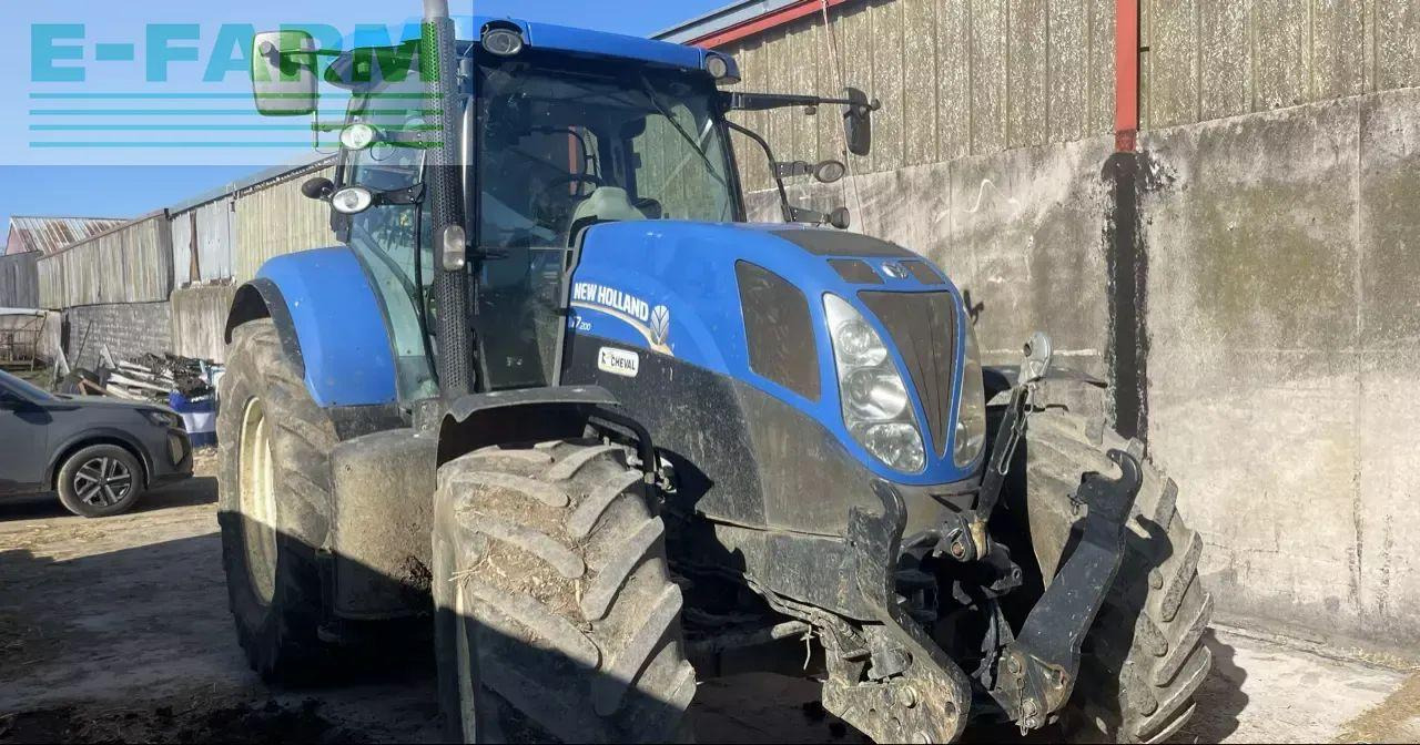 New Holland t7,200 - Tracteur agricole: photos 2 New Holland t7,200 - Tracteur agricole: photos 2