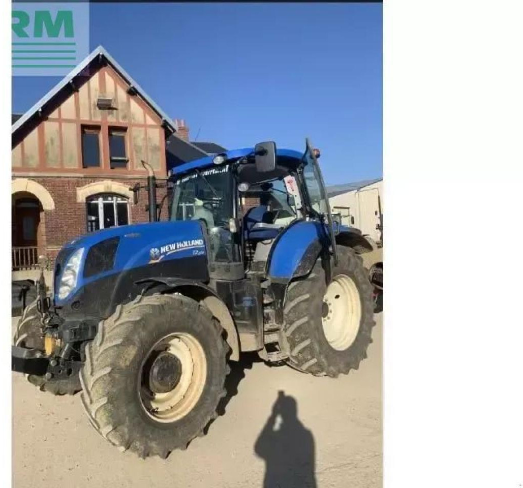New Holland t7.200 ac - Tracteur agricole: photos 1 New Holland t7.200 ac - Tracteur agricole: photos 1