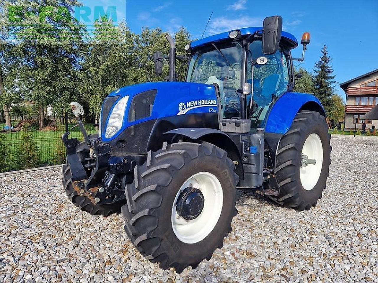 New Holland t7.200 powercommand - Tracteur agricole: photos 1 New Holland t7.200 powercommand - Tracteur agricole: photos 1