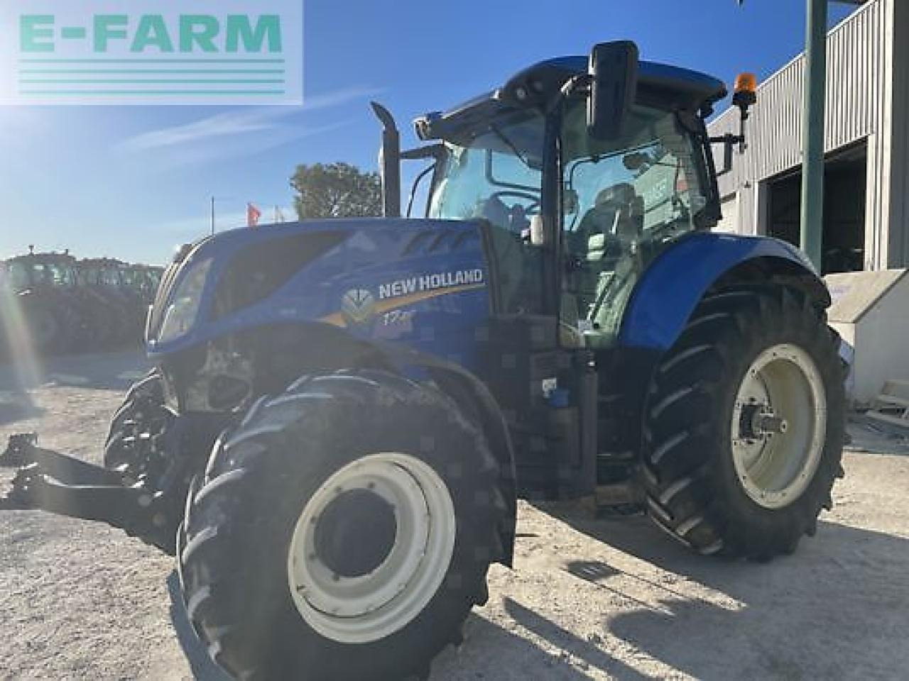 New Holland t7.210 - Tracteur agricole: photos 5 New Holland t7.210 - Tracteur agricole: photos 5