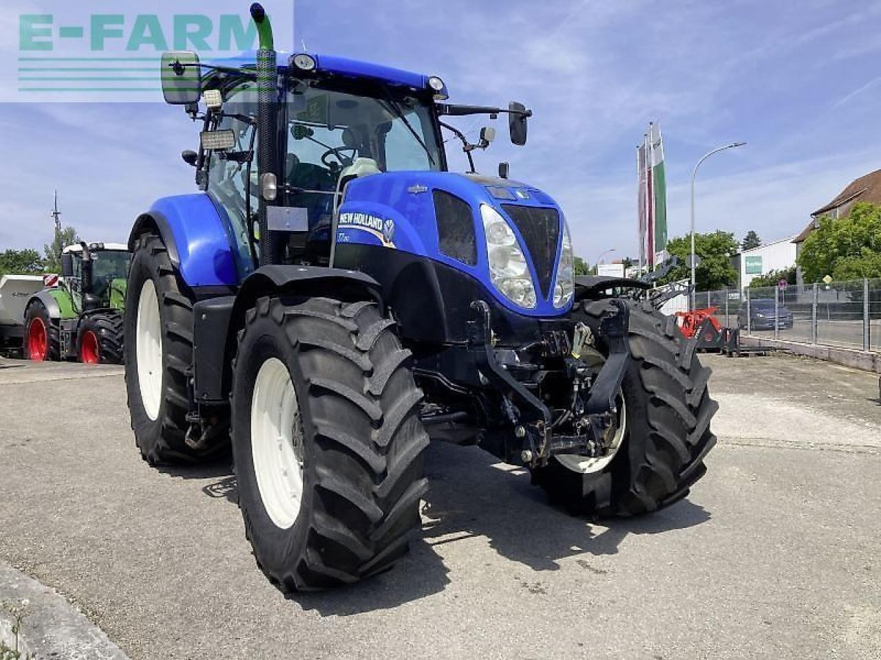 New Holland t7 210 autocommand - Tracteur agricole: photos 2 New Holland t7 210 autocommand - Tracteur agricole: photos 2