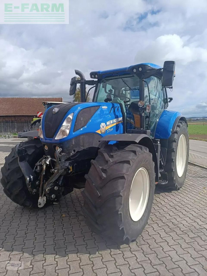 New Holland t7.225 ac - Tracteur agricole: photos 5 New Holland t7.225 ac - Tracteur agricole: photos 5