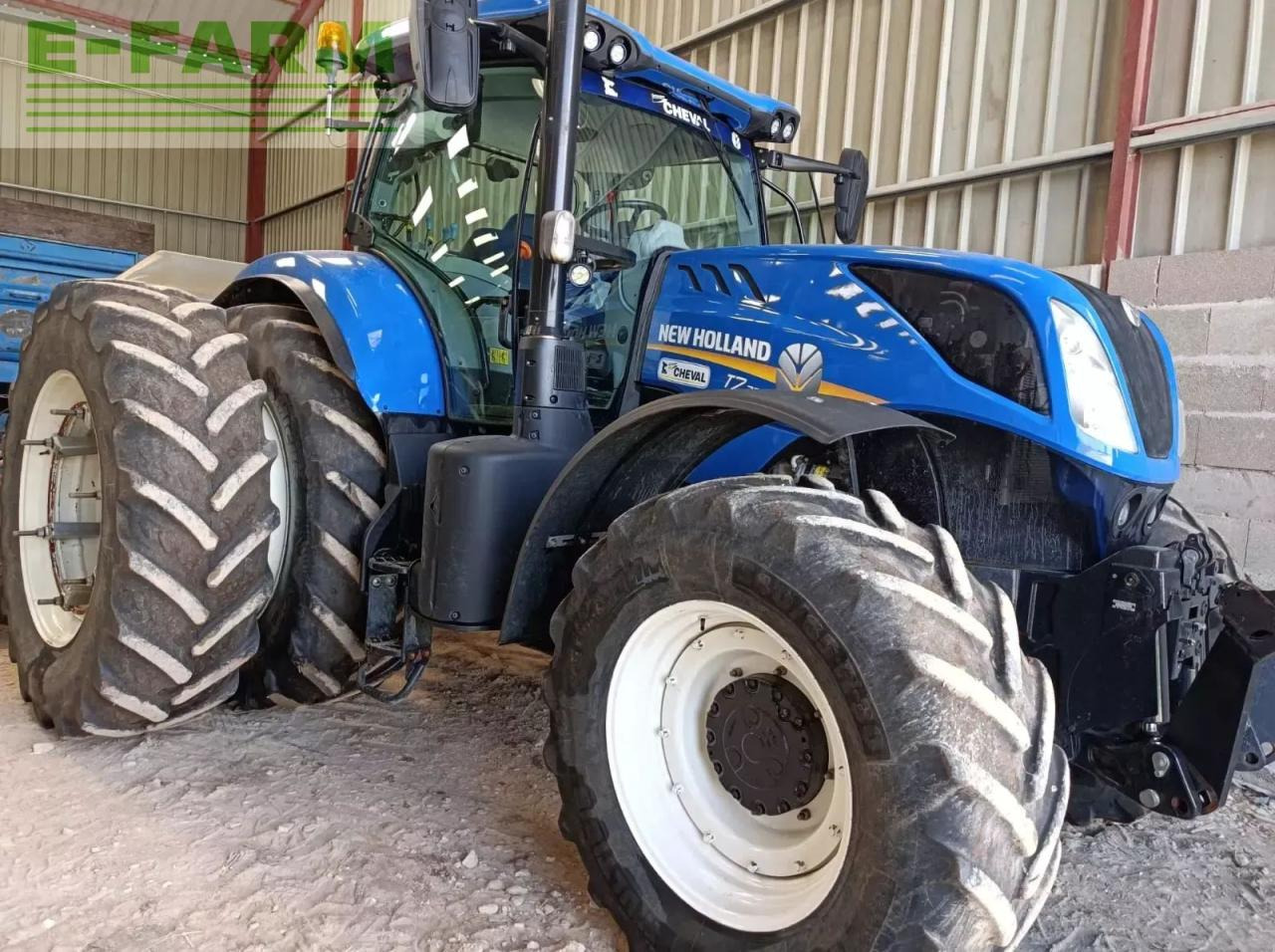 New Holland t7.230 - Tracteur agricole: photos 2 New Holland t7.230 - Tracteur agricole: photos 2