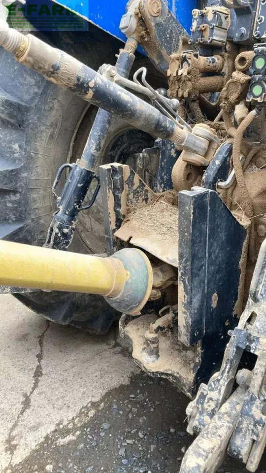 New Holland t7.250 autocommand - Tracteur agricole: photos 4 New Holland t7.250 autocommand - Tracteur agricole: photos 4