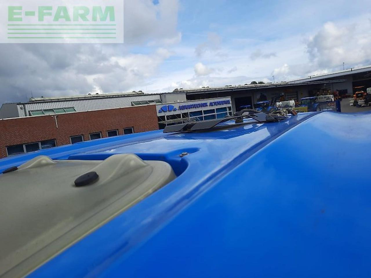 New Holland t7.290 ac heavy duty - Tracteur agricole: photos 5 New Holland t7.290 ac heavy duty - Tracteur agricole: photos 5