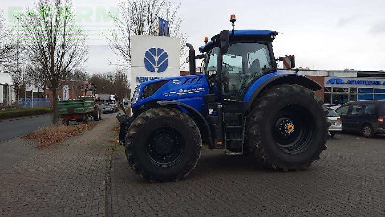 New Holland t7.300 ac plmi - Tracteur agricole: photos 2 New Holland t7.300 ac plmi - Tracteur agricole: photos 2