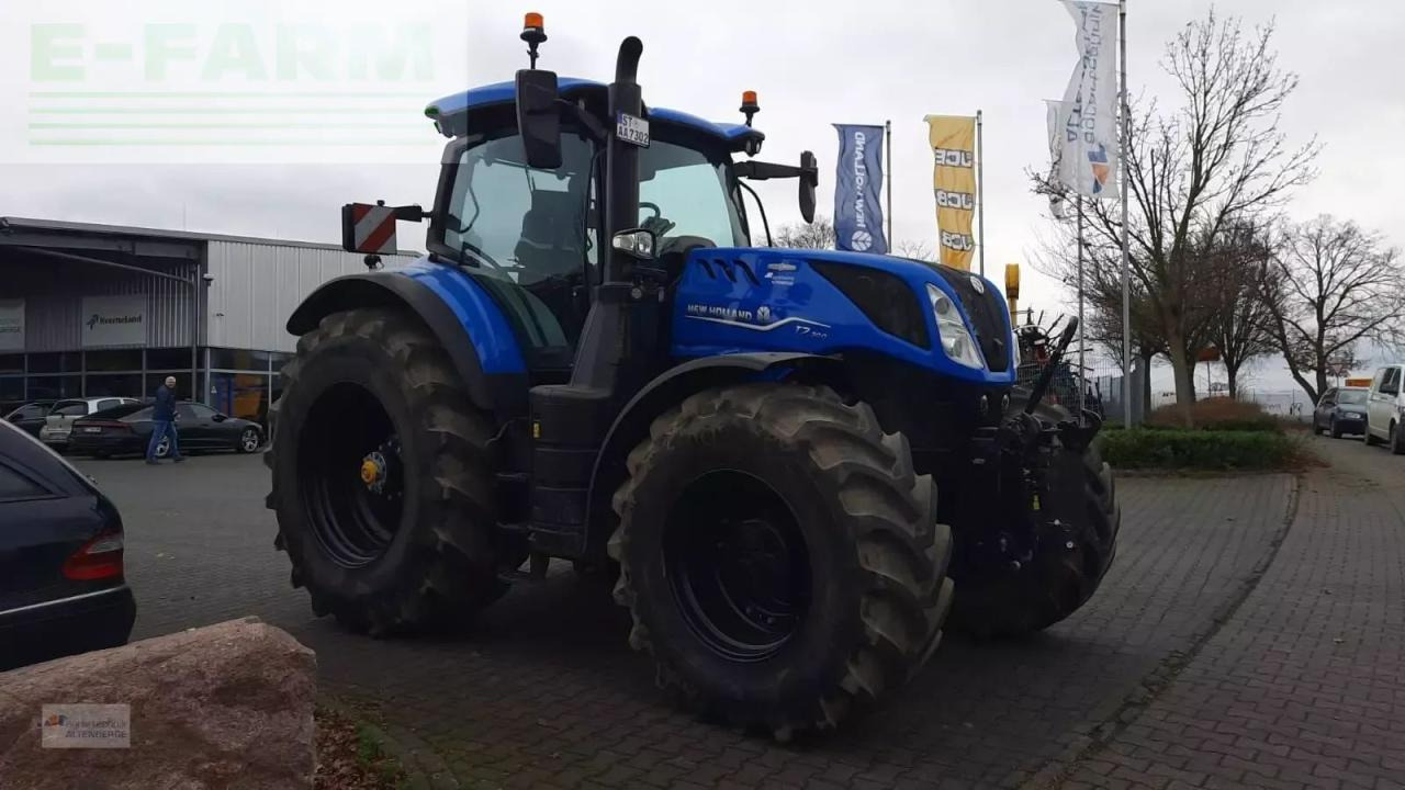 New Holland t7.300 ac plmi - Tracteur agricole: photos 4 New Holland t7.300 ac plmi - Tracteur agricole: photos 4