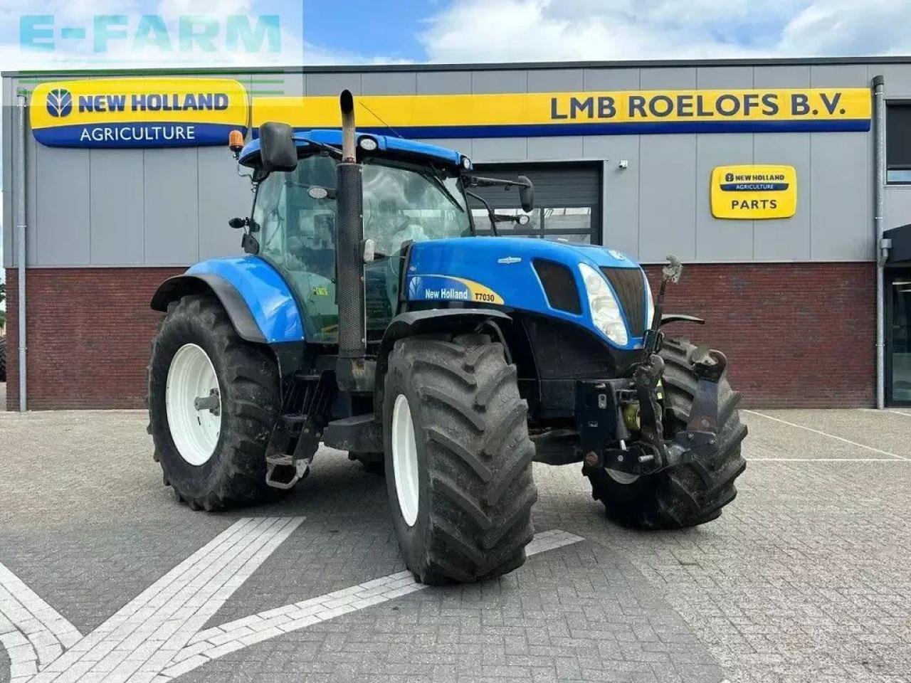 New Holland t7030 autocommand - Tracteur agricole: photos 1 New Holland t7030 autocommand - Tracteur agricole: photos 1