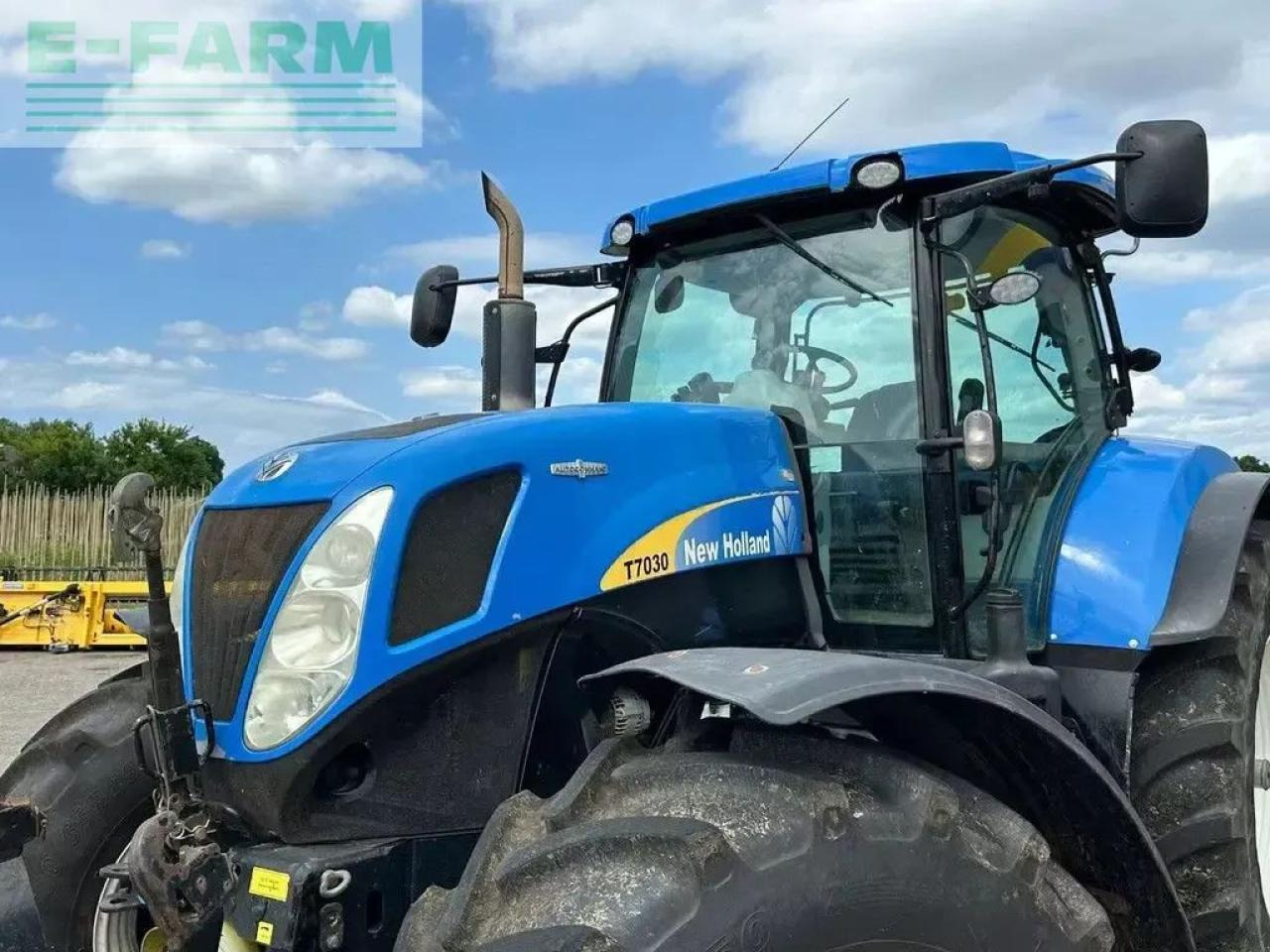 New Holland t7030 autocommand - Tracteur agricole: photos 5 New Holland t7030 autocommand - Tracteur agricole: photos 5