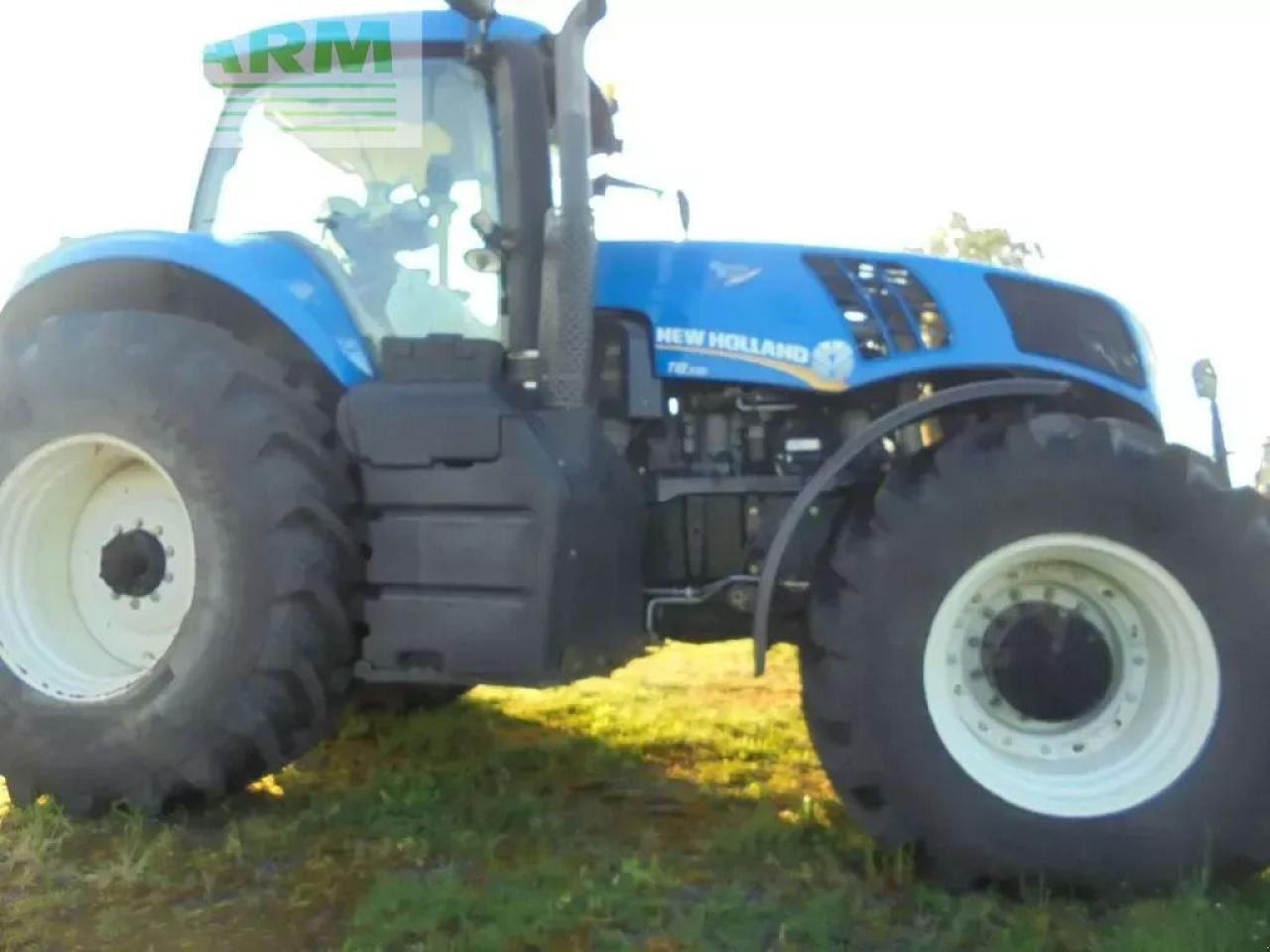 New Holland t8.330 - Tracteur agricole: photos 2 New Holland t8.330 - Tracteur agricole: photos 2