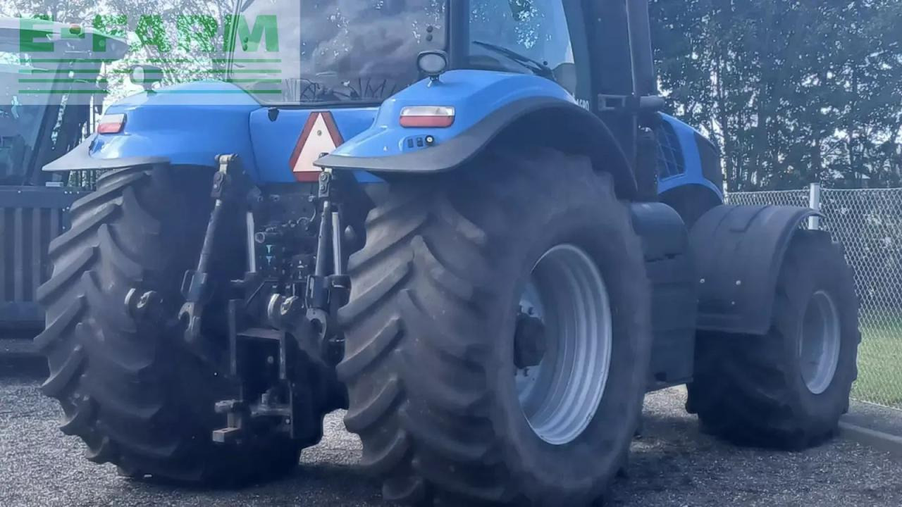 New Holland t8.330 - Tracteur agricole: photos 4 New Holland t8.330 - Tracteur agricole: photos 4