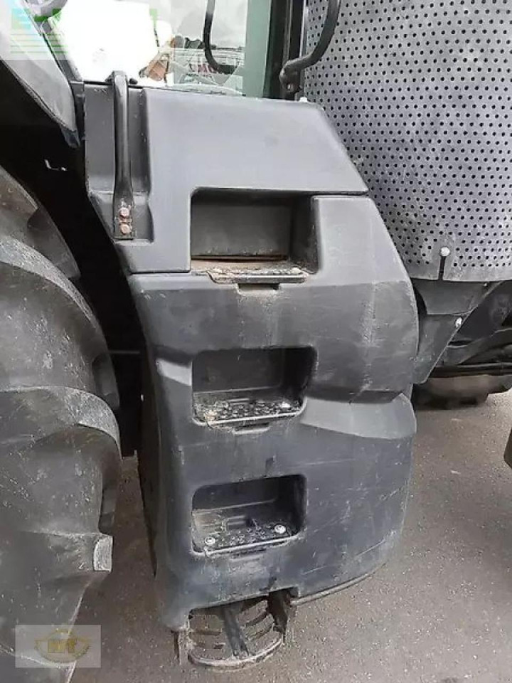 New Holland t8.410 uc UC - Tracteur agricole: photos 4 New Holland t8.410 uc UC - Tracteur agricole: photos 4