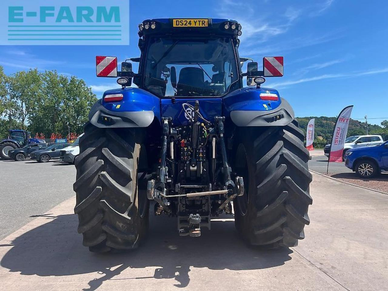 New Holland t8.435 - Tracteur agricole: photos 4 New Holland t8.435 - Tracteur agricole: photos 4