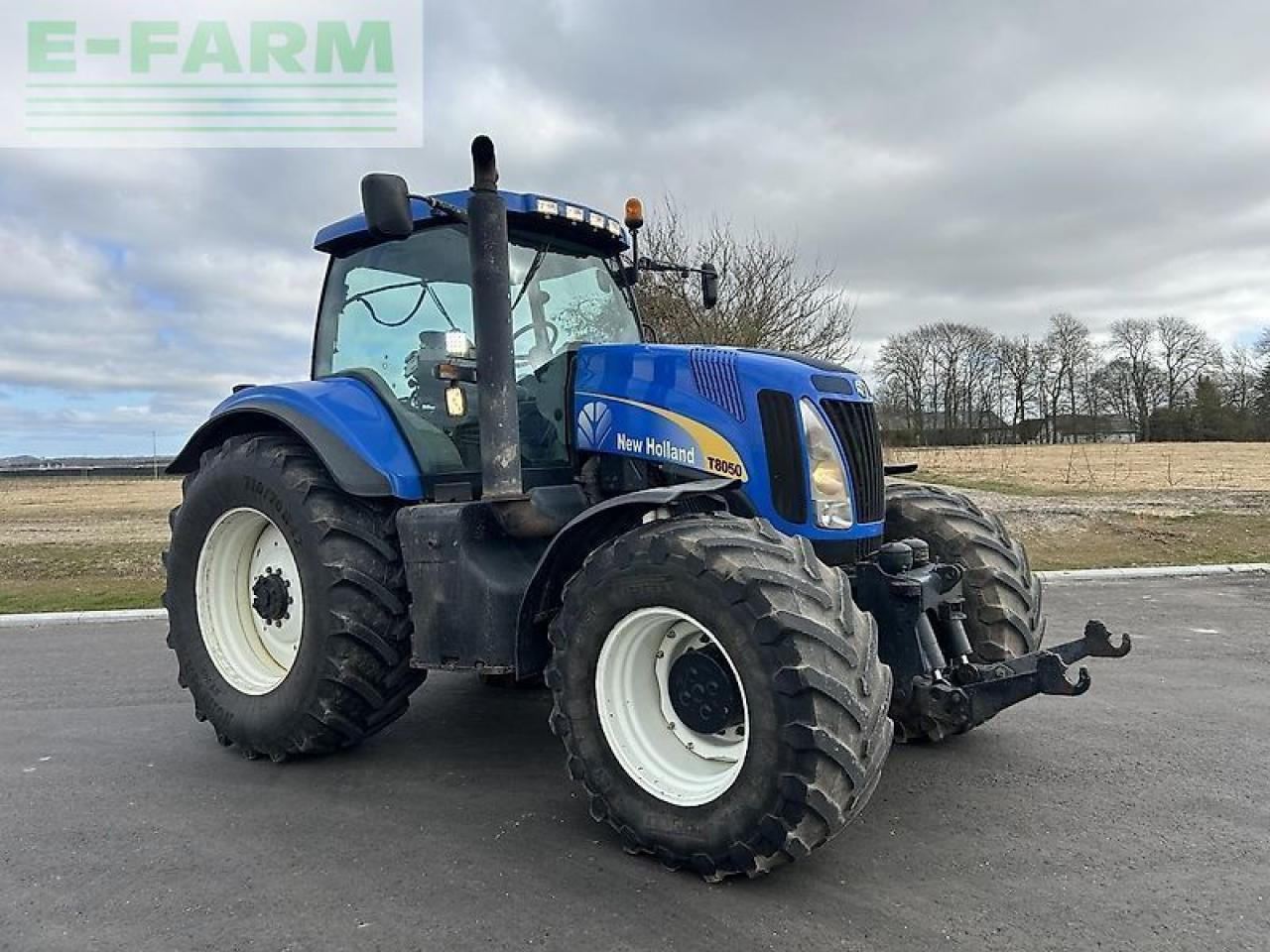 New Holland t8050 - Tracteur agricole: photos 2 New Holland t8050 - Tracteur agricole: photos 2