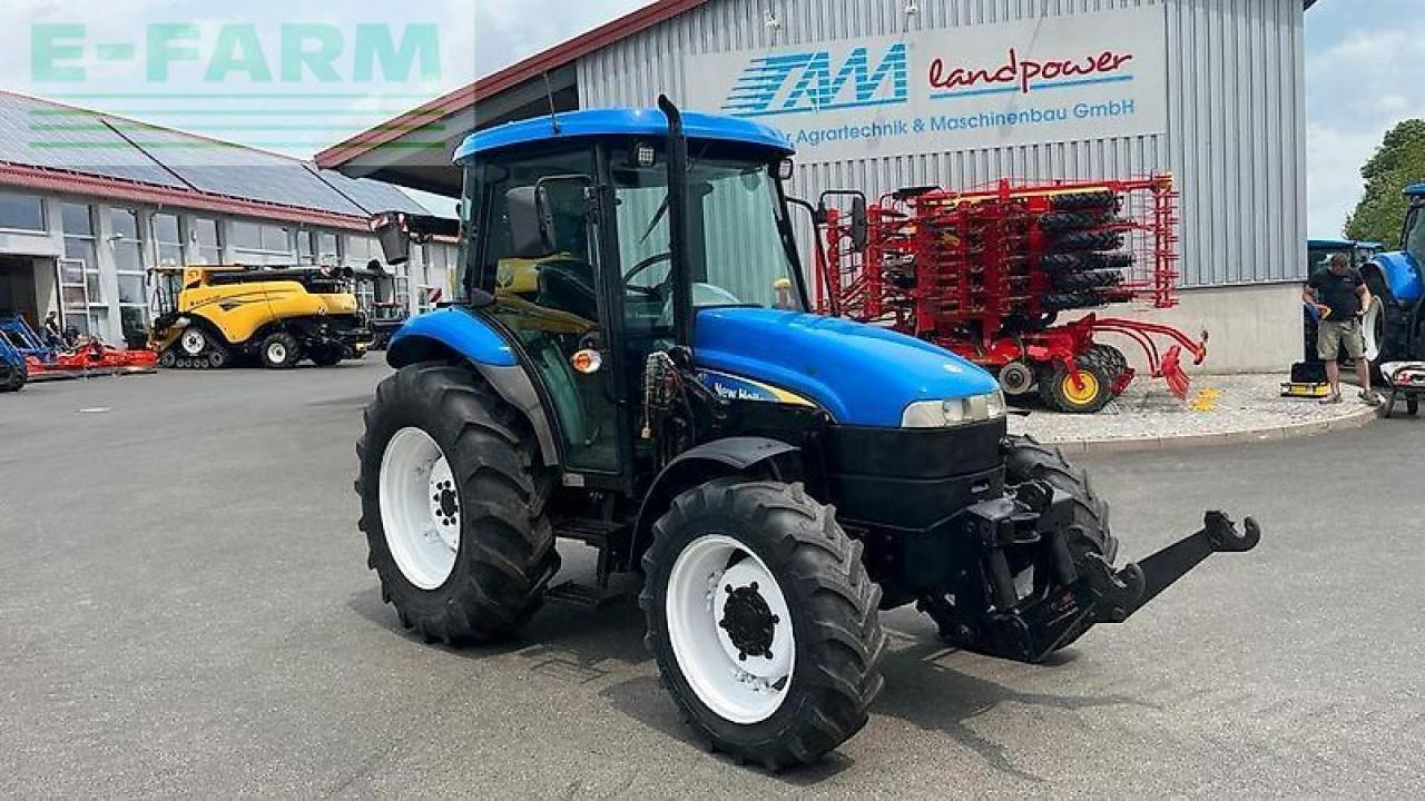 New Holland td 5010 traktor 2075 bh allrad - Tracteur agricole: photos 2 New Holland td 5010 traktor 2075 bh allrad - Tracteur agricole: photos 2