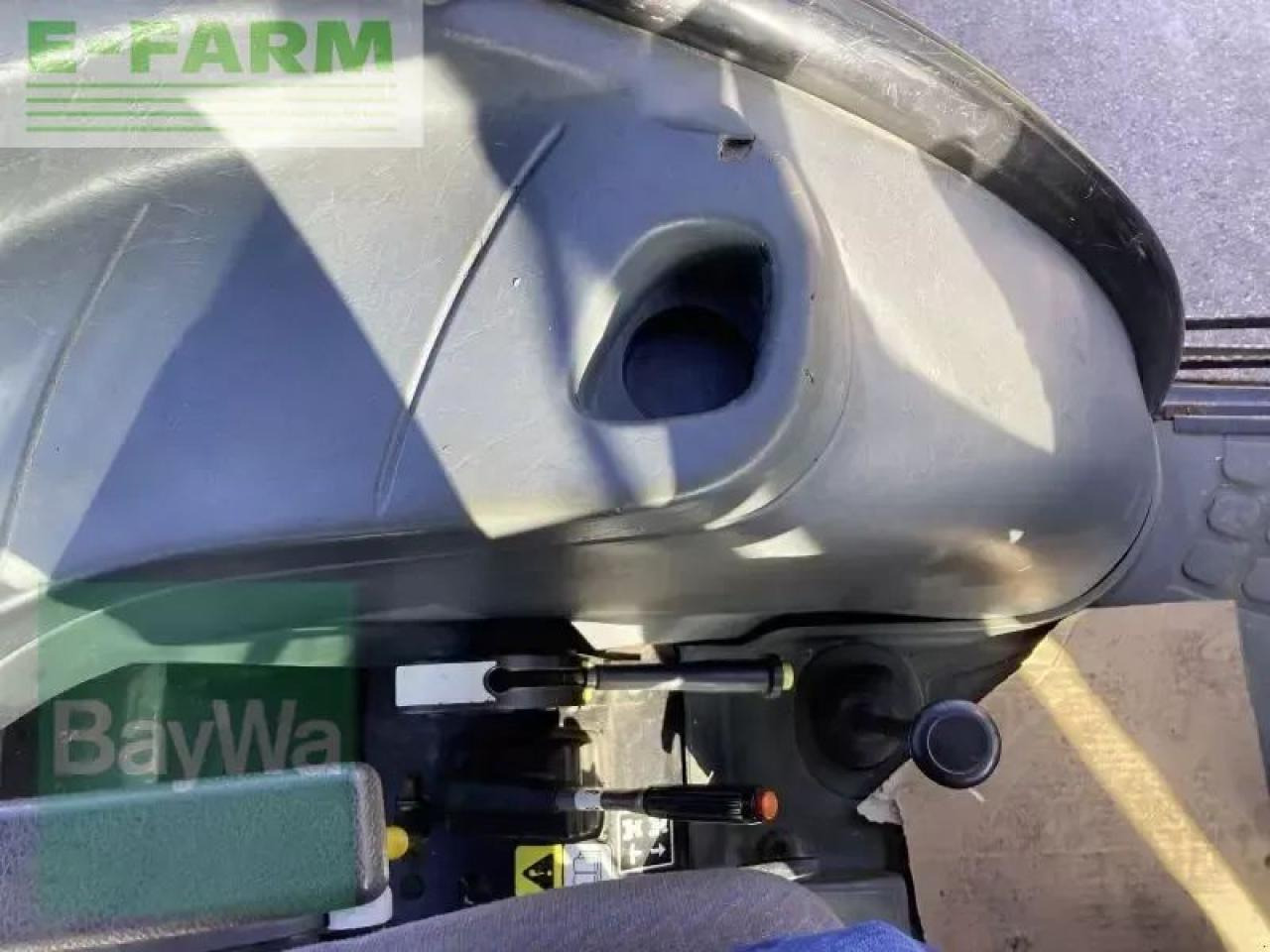 Tracteur agricole New Holland td 95 d D: photos 20