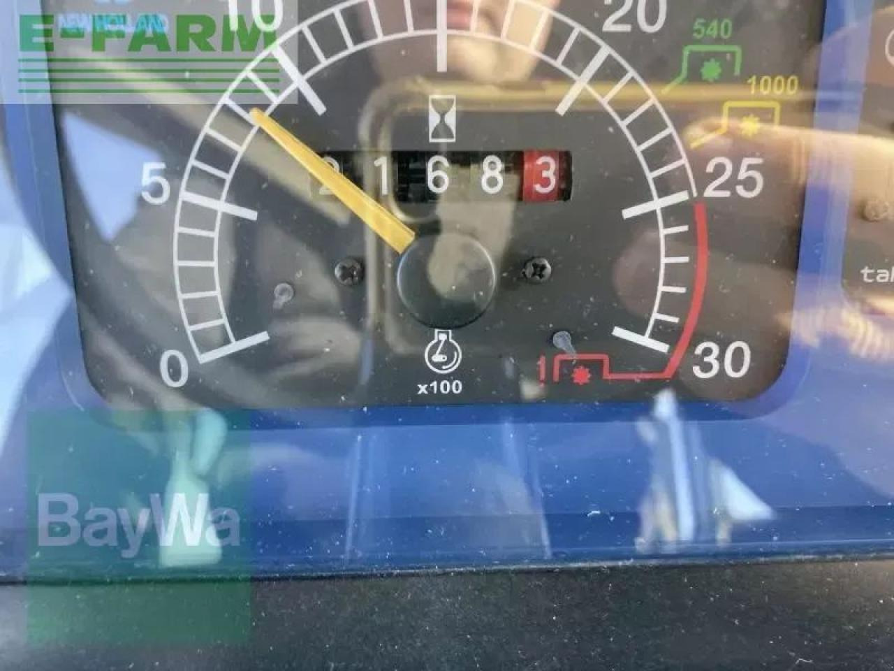 Tracteur agricole New Holland td 95 d D: photos 21