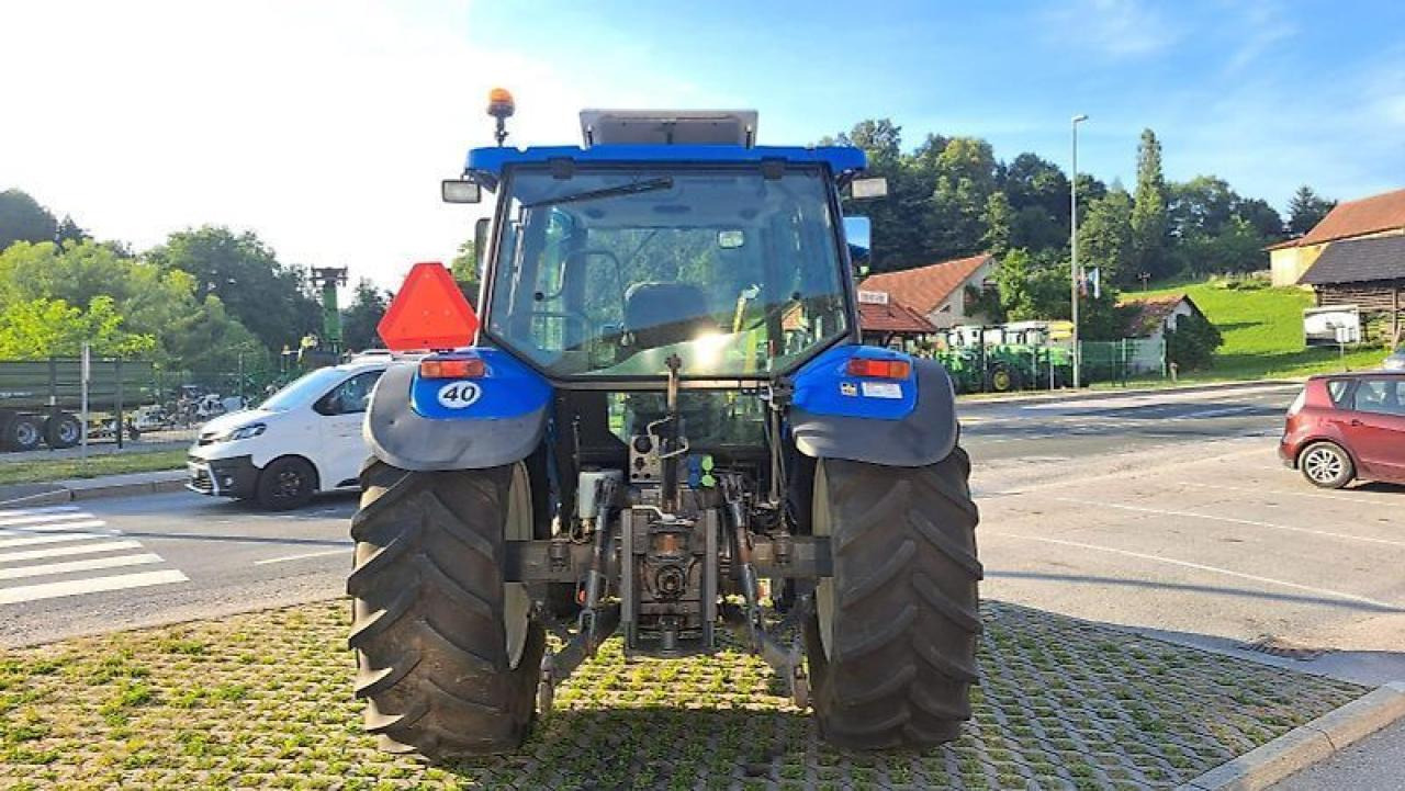 New Holland tl 80 - Tracteur agricole: photos 5 New Holland tl 80 - Tracteur agricole: photos 5