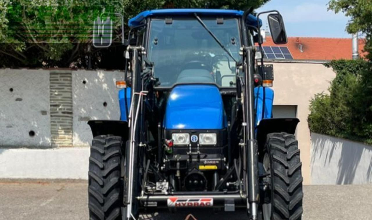 New Holland tl100 (4wd) - Tracteur agricole: photos 5 New Holland tl100 (4wd) - Tracteur agricole: photos 5
