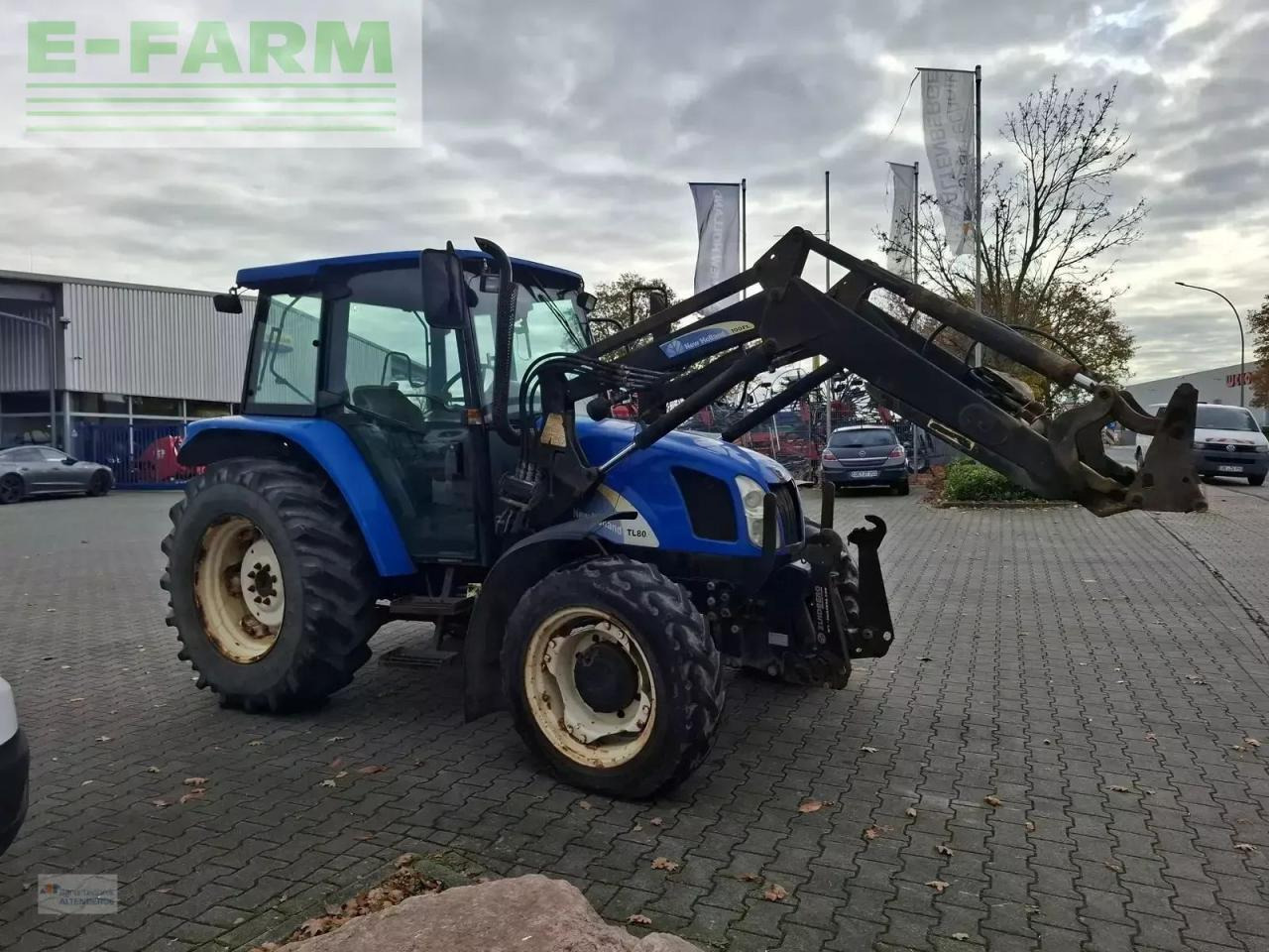 New Holland tla 80 - Tracteur agricole: photos 5 New Holland tla 80 - Tracteur agricole: photos 5