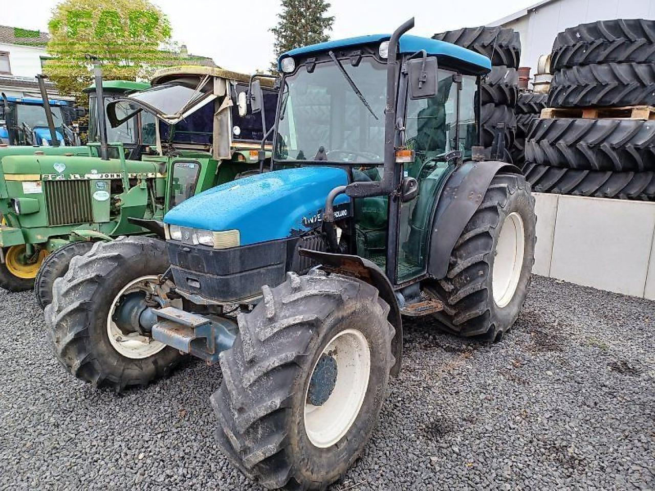 New Holland tn 75 s S - Tracteur agricole: photos 1 New Holland tn 75 s S - Tracteur agricole: photos 1