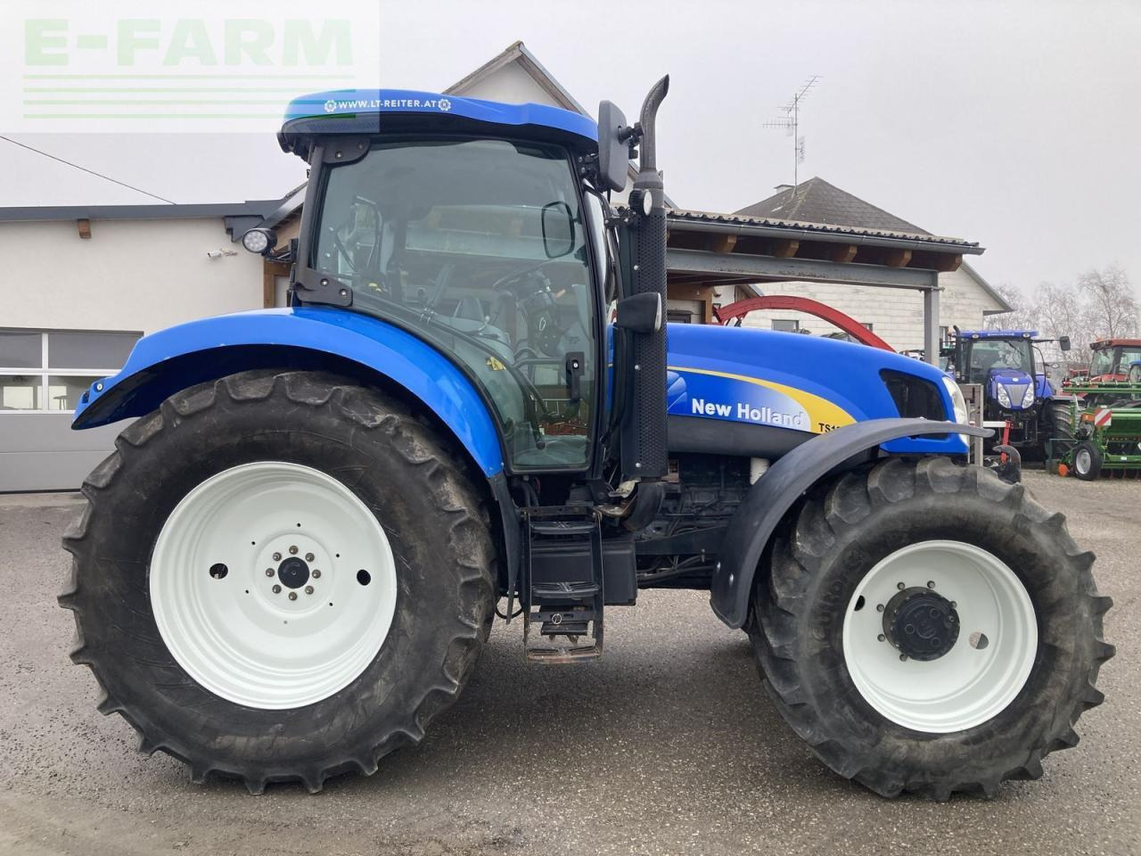 New Holland ts135a - Tracteur agricole: photos 5 New Holland ts135a - Tracteur agricole: photos 5