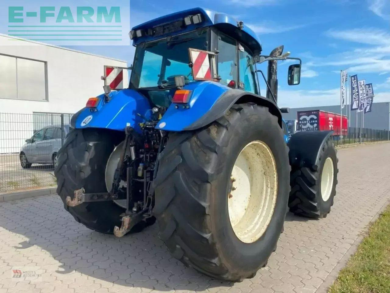 New Holland tvt 195 mit frontzapfwelle - Tracteur agricole: photos 4 New Holland tvt 195 mit frontzapfwelle - Tracteur agricole: photos 4