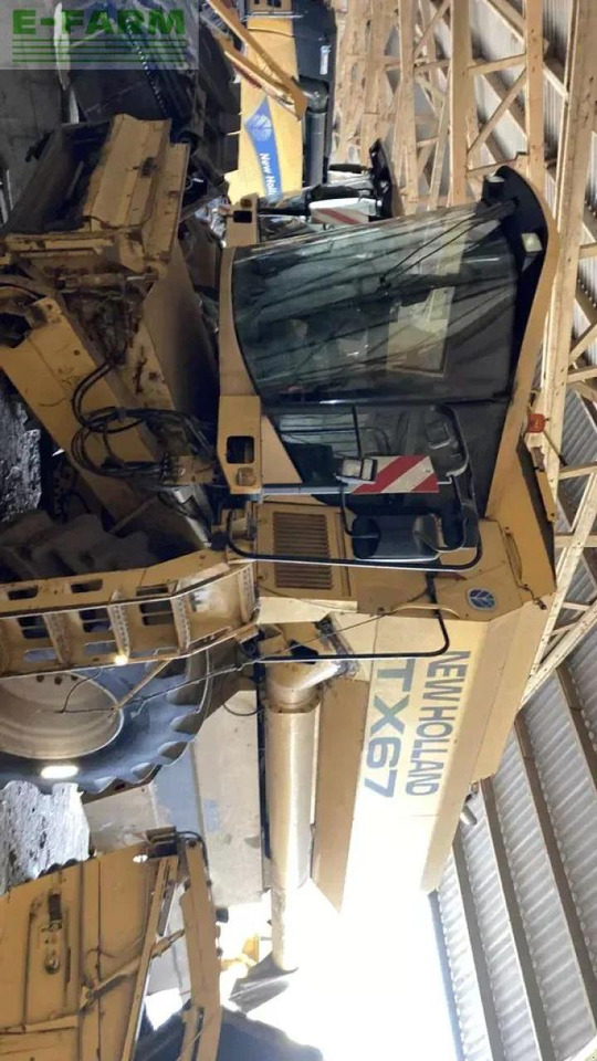 New Holland tx 67 - Moissonneuse-batteuse: photos 1 New Holland tx 67 - Moissonneuse-batteuse: photos 1