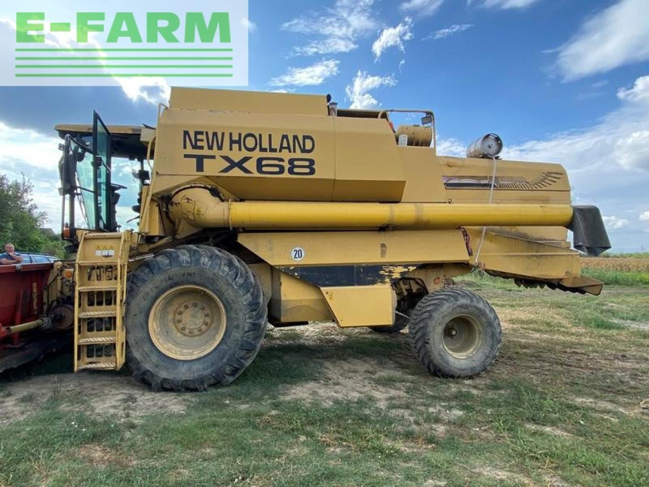 New Holland tx68 - Moissonneuse-batteuse: photos 4 New Holland tx68 - Moissonneuse-batteuse: photos 4