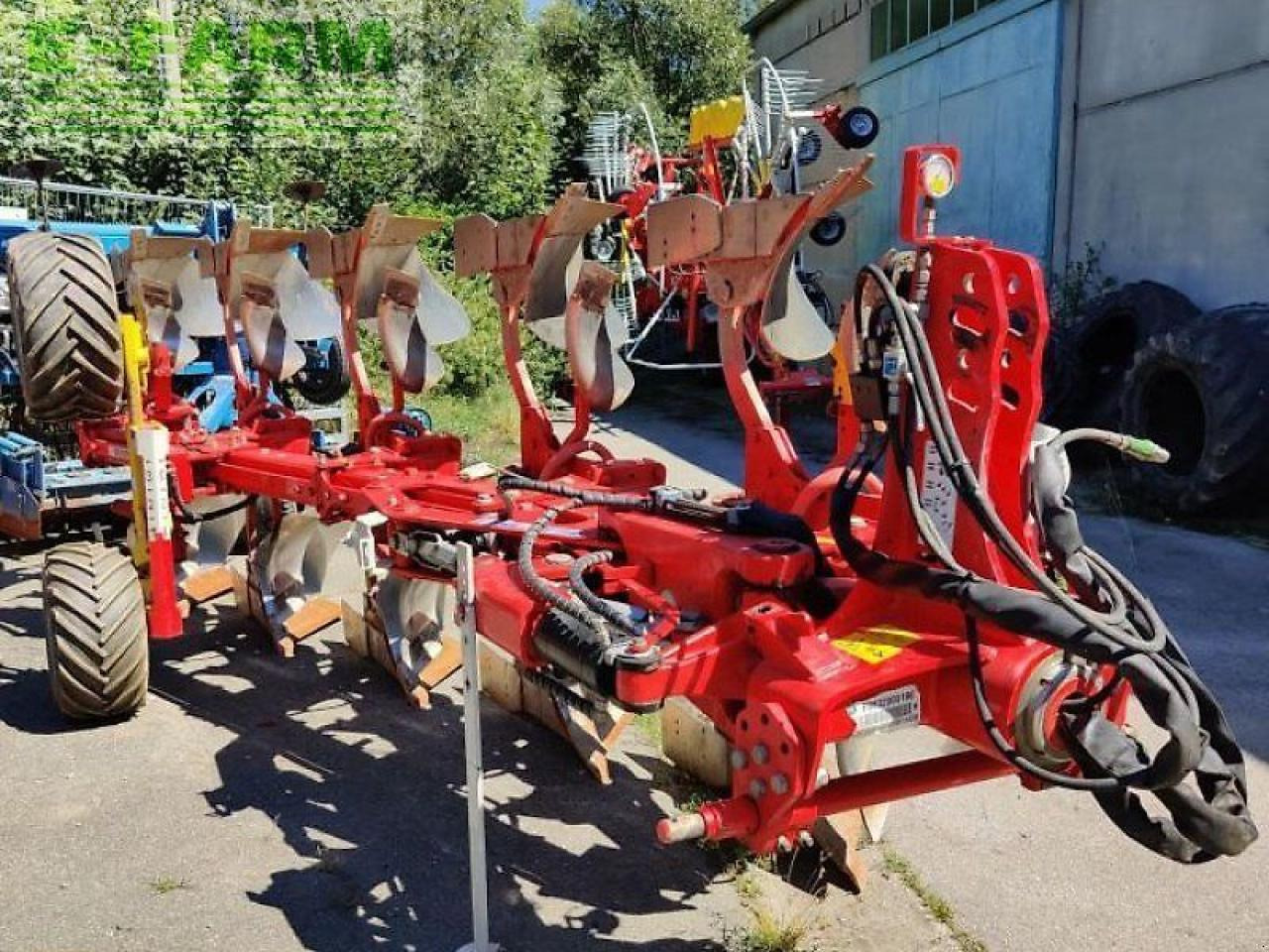 Pöttinger servo 45 m plus nova fünfschar - Charrue: photos 2 Pöttinger servo 45 m plus nova fünfschar - Charrue: photos 2