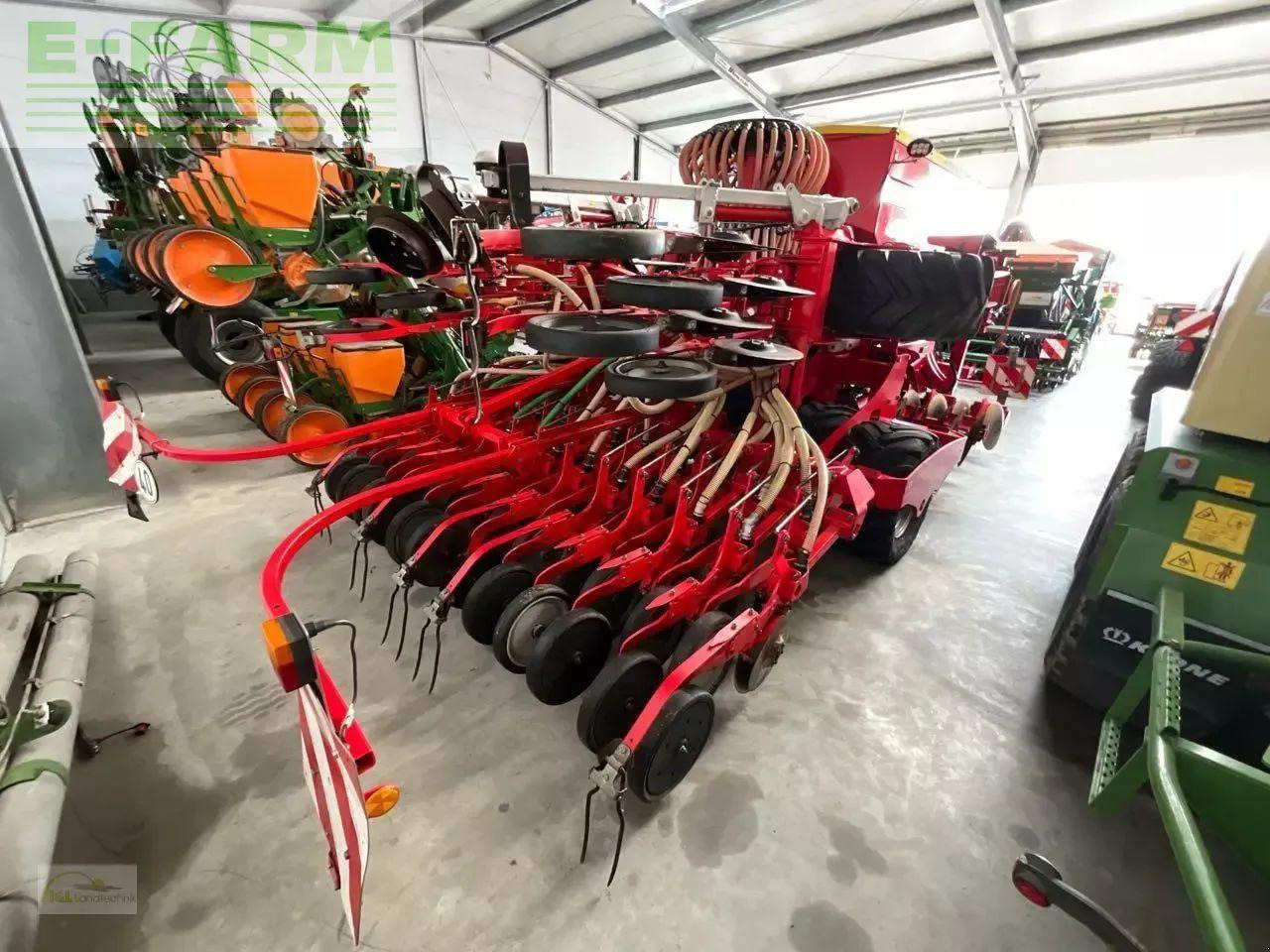 Pöttinger terrasem c4 artis plus - Semoir: photos 3 Pöttinger terrasem c4 artis plus - Semoir: photos 3