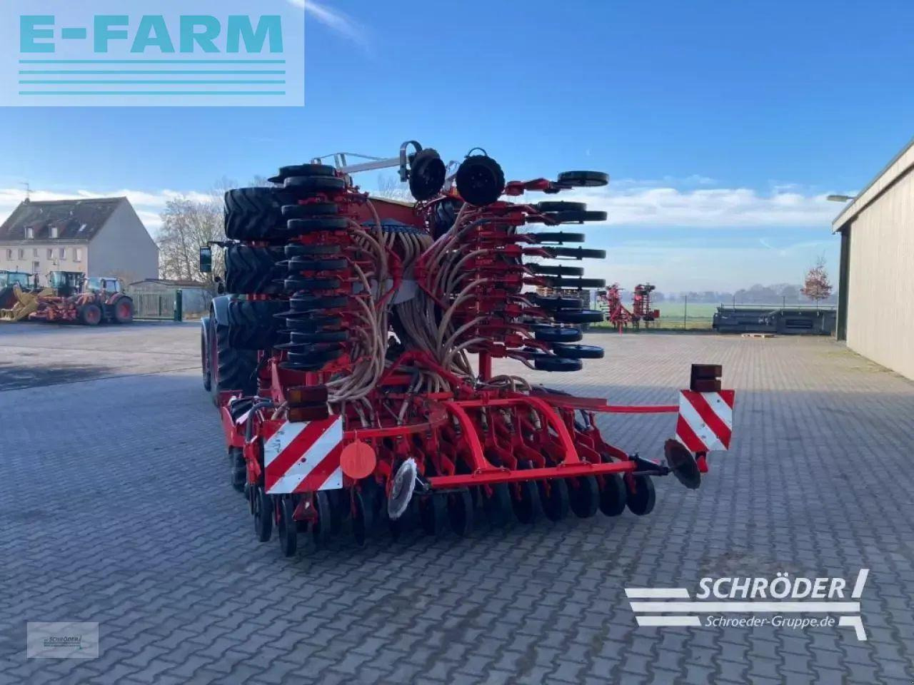 Pöttinger terrasem c6 artis - Combiné de semis: photos 4 Pöttinger terrasem c6 artis - Combiné de semis: photos 4