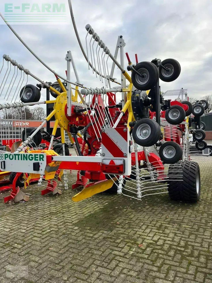 Pöttinger top 1252 c - Faneuse: photos 2 Pöttinger top 1252 c - Faneuse: photos 2