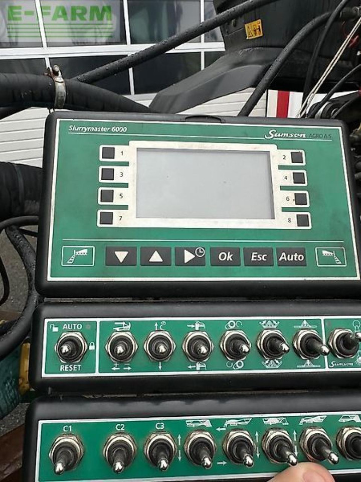 Samson pg 25 - Epandeurs: photos 2 Samson pg 25 - Epandeurs: photos 2