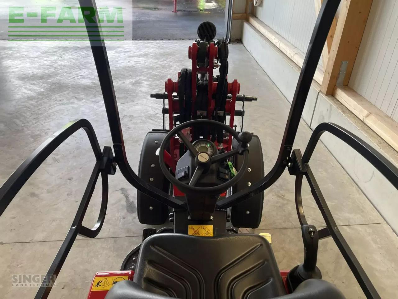 Schäffer 2028-2 - Chargeuse sur pneus: photos 4 Schäffer 2028-2 - Chargeuse sur pneus: photos 4