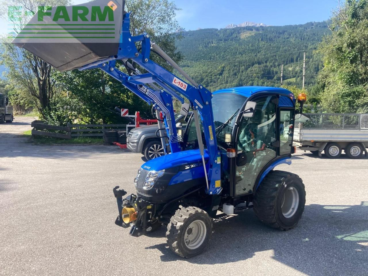 Solis 26 hst + fl - Tracteur agricole: photos 1 Solis 26 hst + fl - Tracteur agricole: photos 1