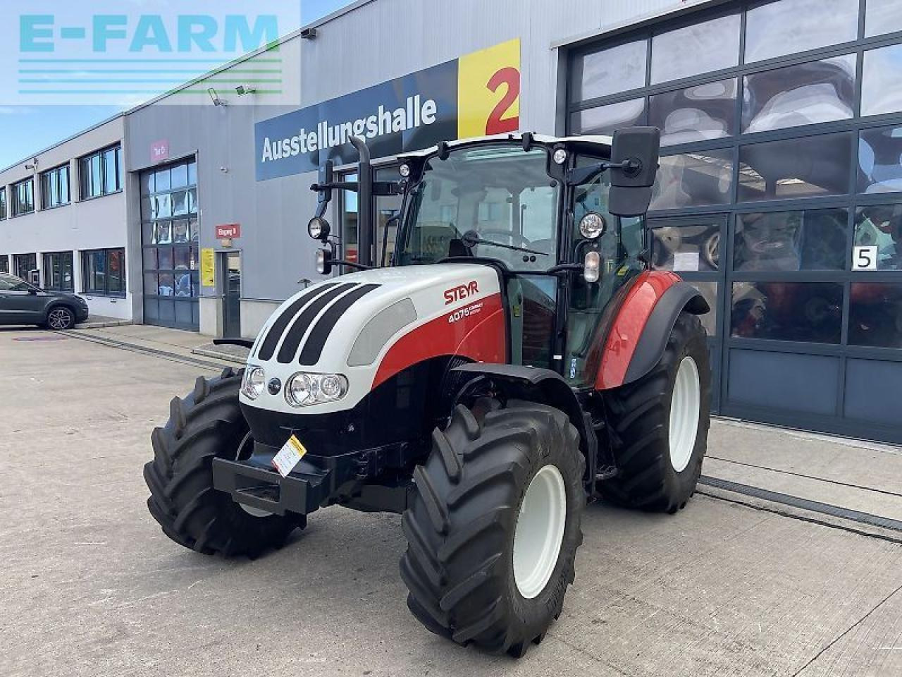Steyr 4075 kompakt - Tracteur agricole: photos 1 Steyr 4075 kompakt - Tracteur agricole: photos 1