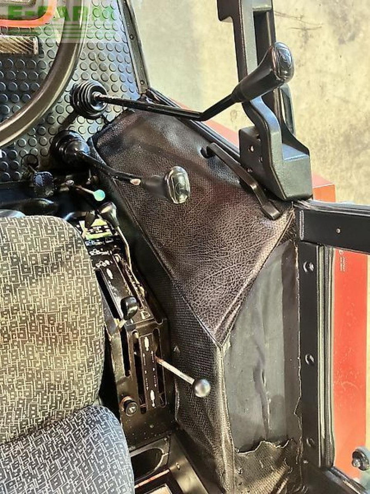 Tracteur agricole Steyr 8070 a sk 2 (kk): photos 13 Tracteur agricole Steyr 8070 a sk 2 (kk): photos 13