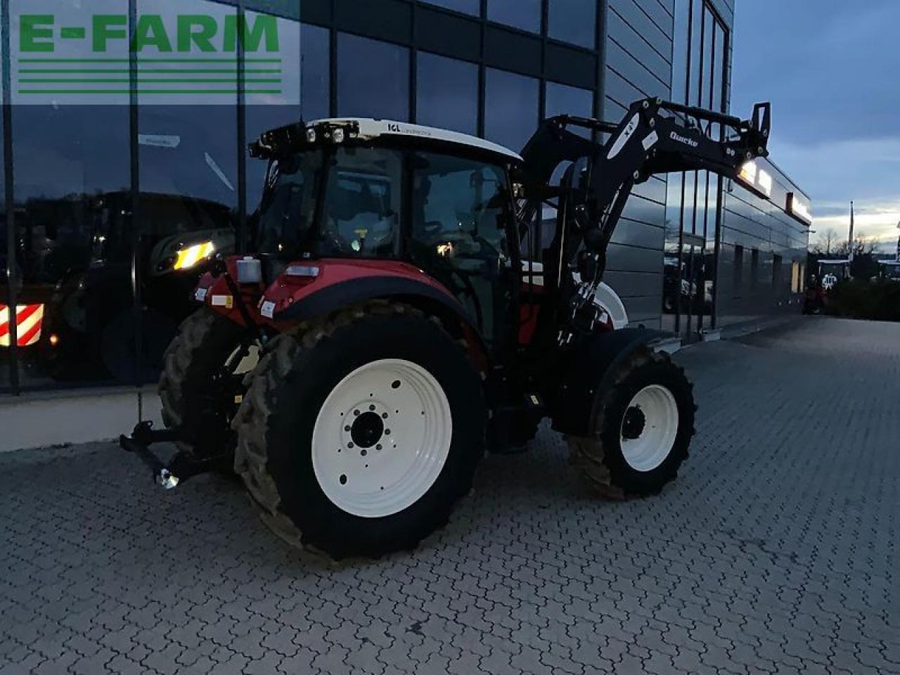 Steyr kompakt 4080 hilo stage v - Tracteur agricole: photos 3 Steyr kompakt 4080 hilo stage v - Tracteur agricole: photos 3