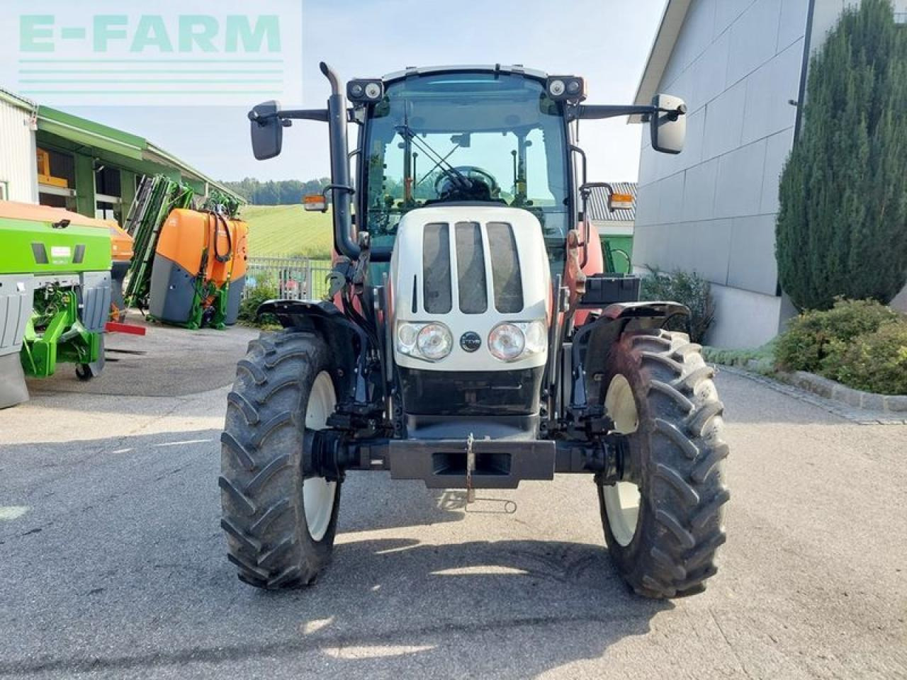 Steyr kompakt 4095 profi 2 - Tracteur agricole: photos 2 Steyr kompakt 4095 profi 2 - Tracteur agricole: photos 2