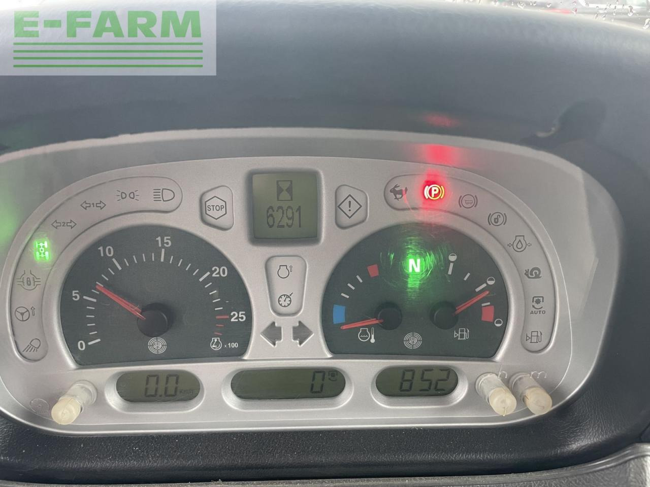 Steyr profi 4115 komfort - Tracteur agricole: photos 5 Steyr profi 4115 komfort - Tracteur agricole: photos 5