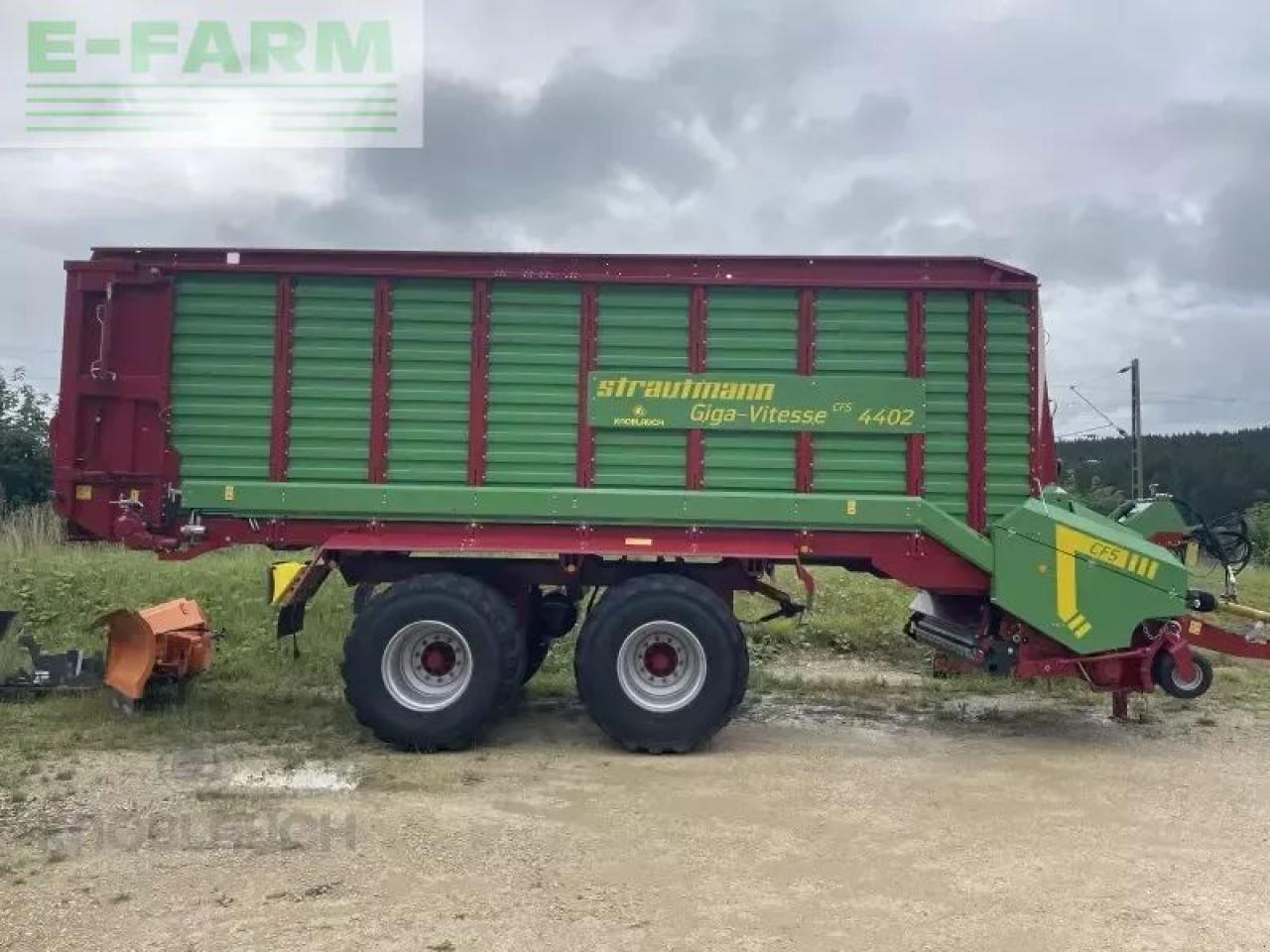 Strautmann giga vitesse cfs 4402 - Autochargeuse: photos 2 Strautmann giga vitesse cfs 4402 - Autochargeuse: photos 2