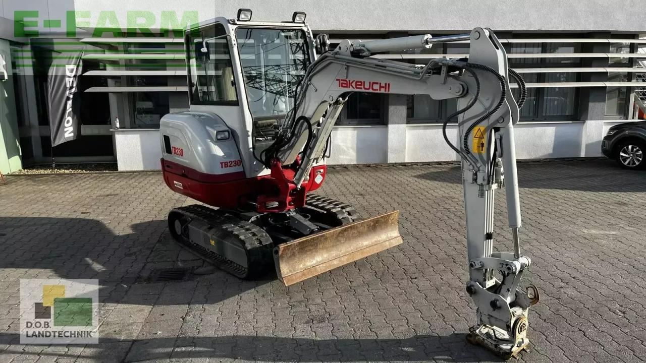 Takeuchi tb 230 - Mini pelle: photos 2 Takeuchi tb 230 - Mini pelle: photos 2