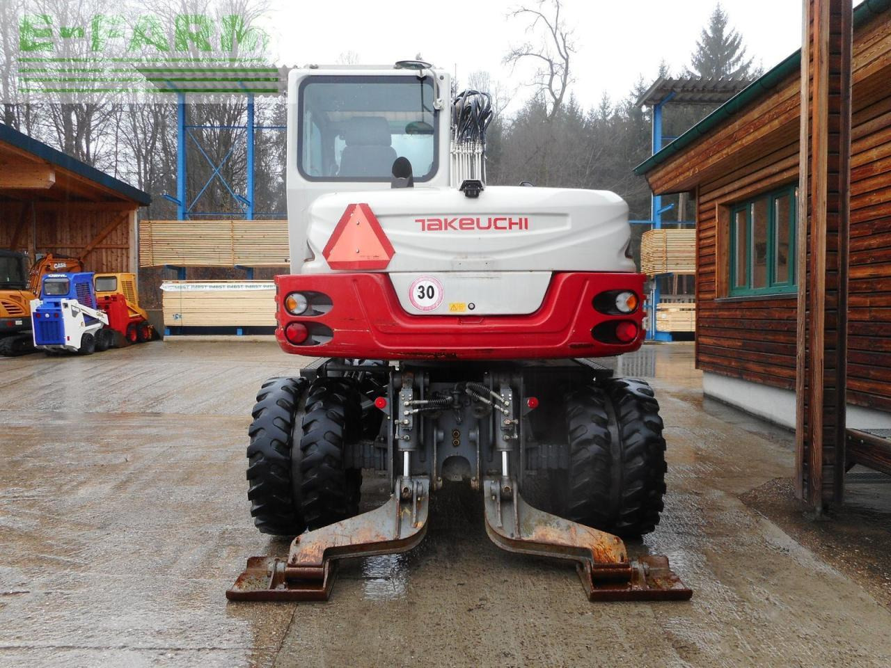 Takeuchi tb295w mit vollausstattung u. 3 löffel ( zentra - Pelle sur pneus: photos 3 Takeuchi tb295w mit vollausstattung u. 3 löffel ( zentra - Pelle sur pneus: photos 3