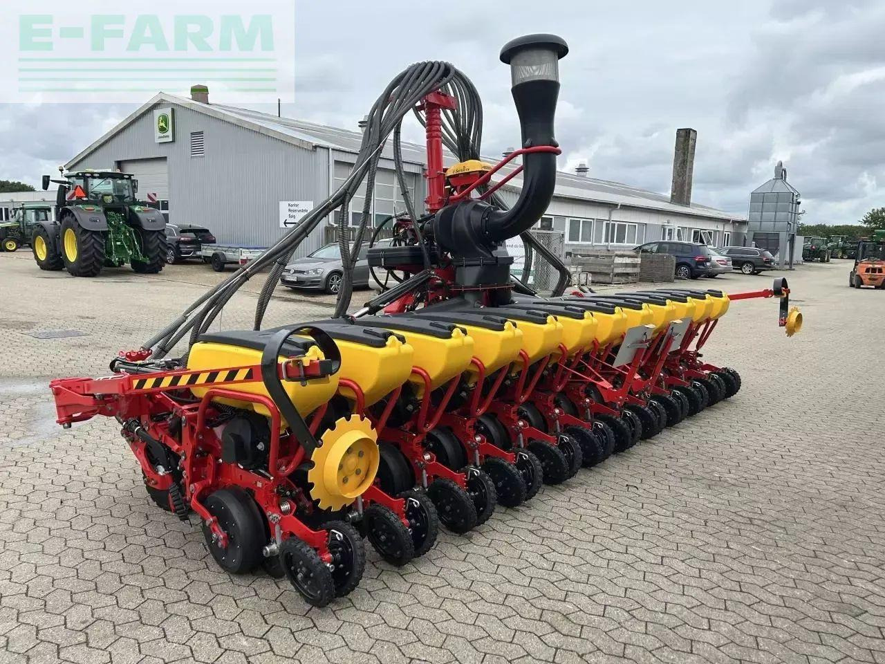 Semoir monograine Väderstad tempo tpv 12: photos 11