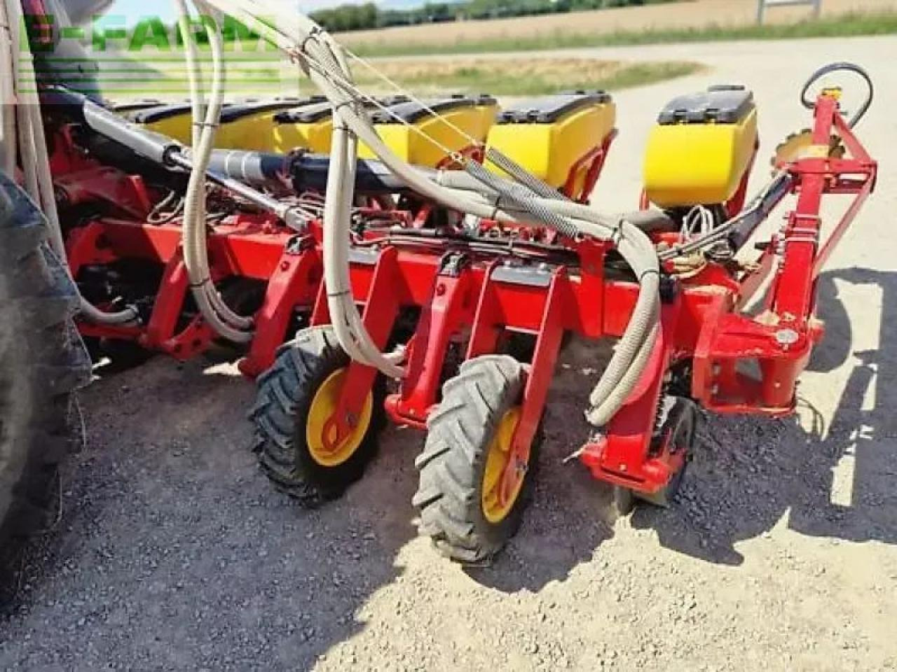 Väderstad tempo v11 - Semoir monograine: photos 4 Väderstad tempo v11 - Semoir monograine: photos 4