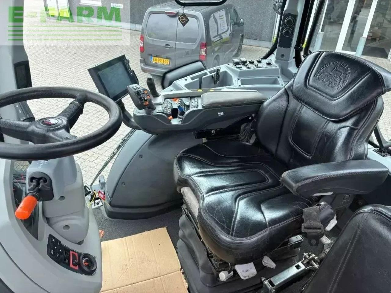 Valtra 254 versus - Tracteur agricole: photos 5 Valtra 254 versus - Tracteur agricole: photos 5