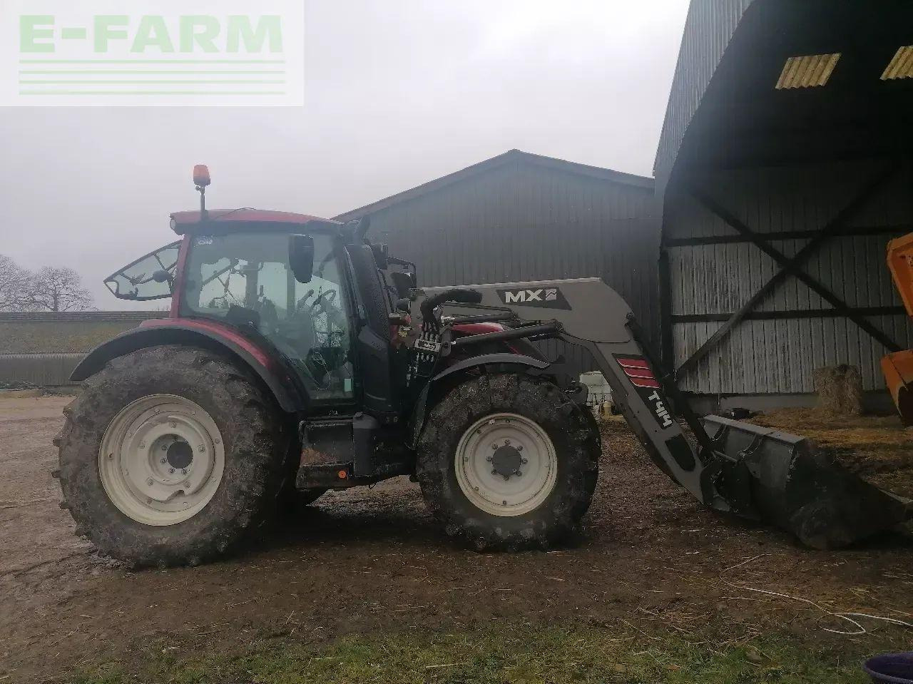 Valtra n 134 a - Tracteur agricole: photos 3 Valtra n 134 a - Tracteur agricole: photos 3
