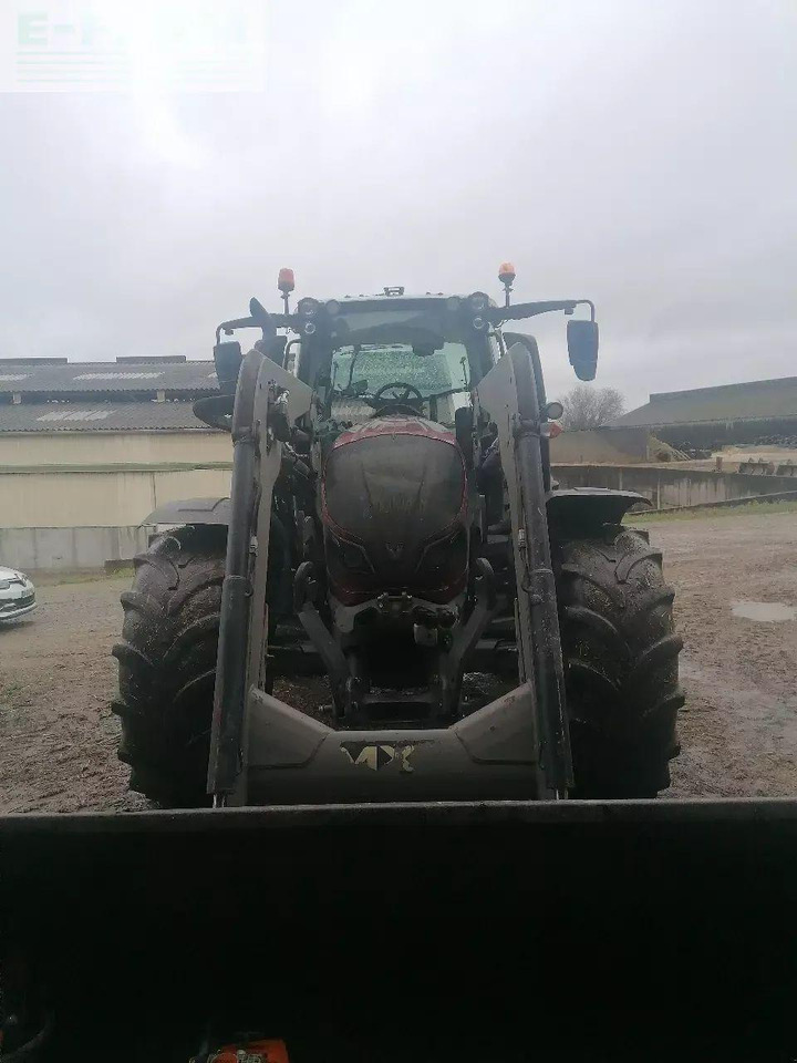 Valtra n 134 a - Tracteur agricole: photos 5 Valtra n 134 a - Tracteur agricole: photos 5