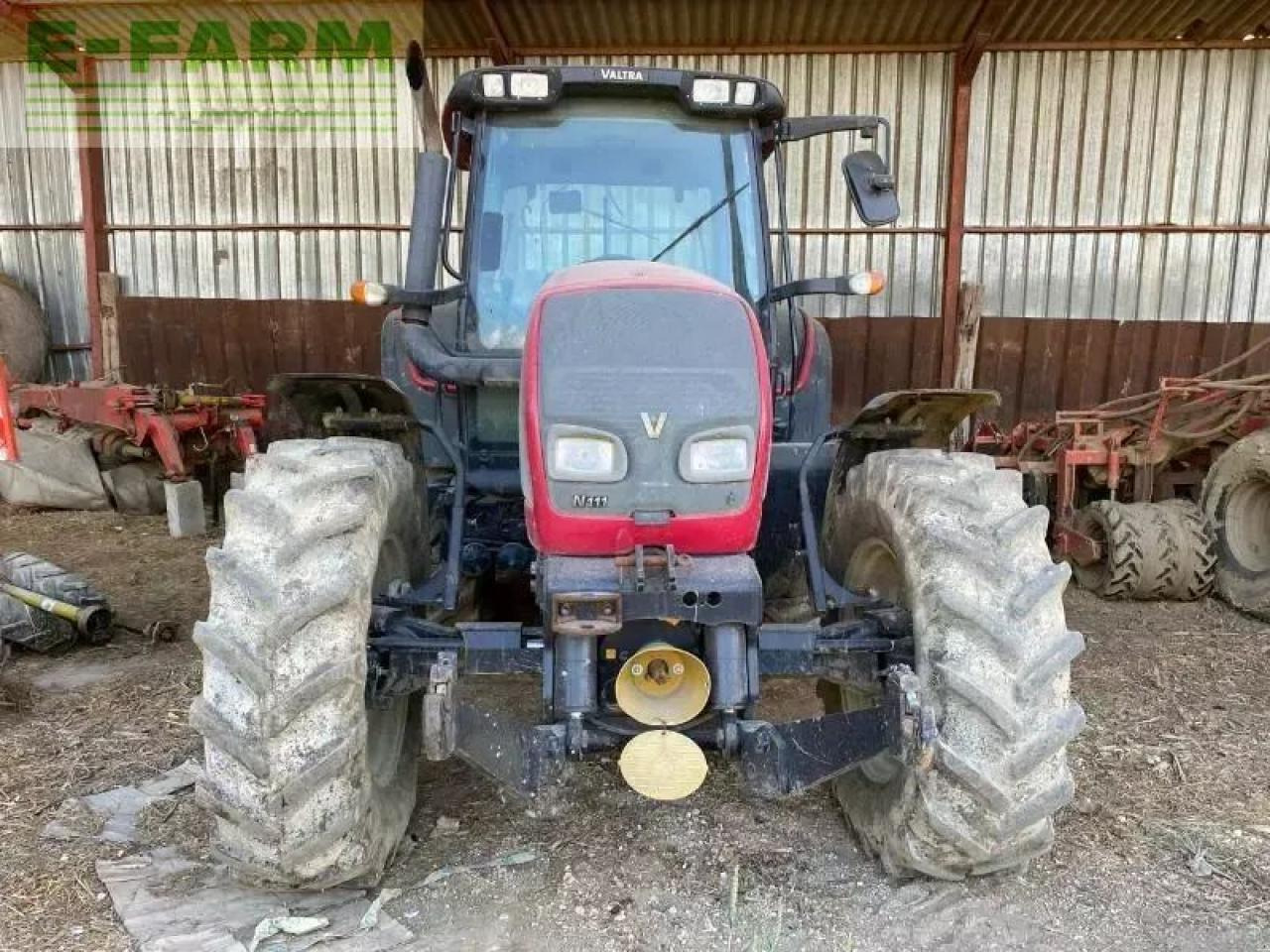 Valtra n111 - Tracteur agricole: photos 5 Valtra n111 - Tracteur agricole: photos 5
